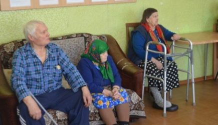 От кого в старости хуже пахнет — от мужчин или женщин (из опыта медсестры)