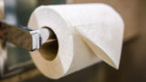 Для чего японцы загибают конец туалетной бумаги треугольником