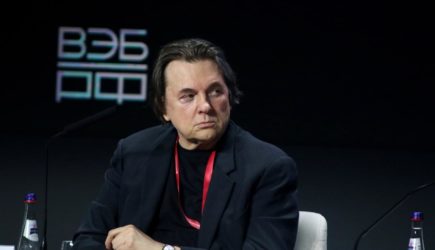 «Выпотеть дьявола»: живущая в США дочь Эрнста вышла на связь с больничной койки