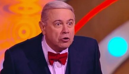 Петросян это скрывал: раскрыта истинная причина закрытия &laquo;Кривого зеркала&raquo;