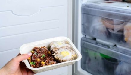 Не переживут холода: эти продукты нельзя хранить в морозилке