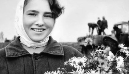 Что нужно делать с фотографиями умерших: важный нюанс