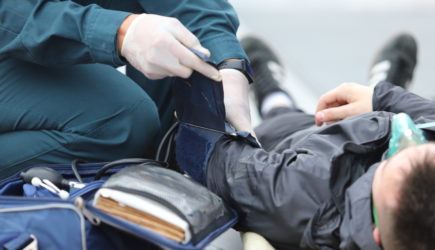 МВД Палестины: Израиль ударил ракетой по рынку Нусейрат. Видео