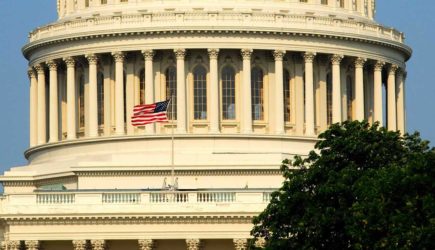 Экс-советник Рейгана предупредил о «ловушке» для США на Украине