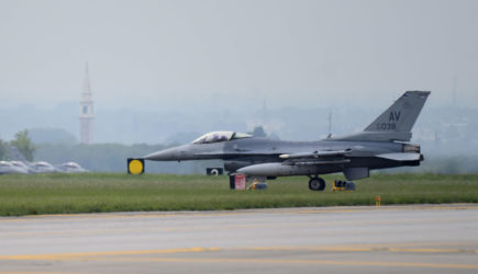 Израиль вывел из строя сирийские аэропорты в Алеппо и Дамаске