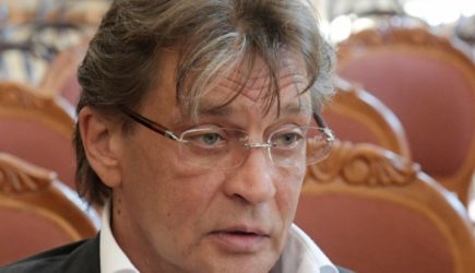 МК: Домогарова отстранили от главной роли в театре Моссовета