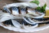 Названы неоценимые полезные свойства селедки