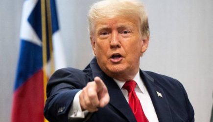 Трамп обвинил Россию в&nbsp;краже &laquo;супер-ракеты&raquo; у&nbsp;США