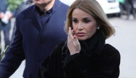 &laquo;Я лучше других&raquo;: Орлова дала взбучку россиянам