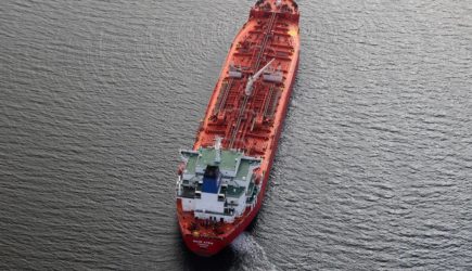 США ударили санкциями по поставкам российской нефти в Индию