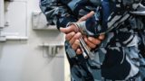 Семерых тюремщиков наказали из-за расправы рецидивиста над российской школьницей