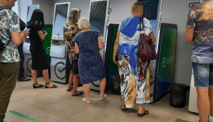 Сбербанк предупредил всех, кто получает пенсию на карту «Мир»