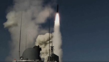 &laquo;Залповый пуск выполнен успешно&raquo;: фрегат ЧФ поразил &laquo;Калибрами&raquo; объекты военной инфраструктуры ВСУ