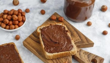 Сладкая угроза: Малышева назвала продукт, который вредит здоровью и зрению