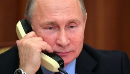 СМИ: Путин неожиданно позвонил Нетаньяху и&nbsp;общался с&nbsp;ним 50&nbsp;минут
