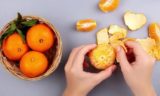 Возьмите в руки мандарин: врач рассказал, чем заменить соль в еде