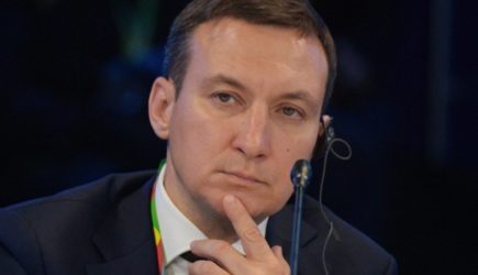 ЕС ввел санкции против компании &laquo;Алроса&raquo; и её гендиректора Маринычева