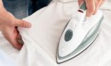 Залейте минералку прямо в утюг: суперский результат поразит даже бывалых хозяек