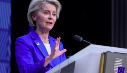 &laquo;Освенцим освободила именно Красная армия&raquo;. Главу Еврокомиссии обвинили в попытке переписать историю