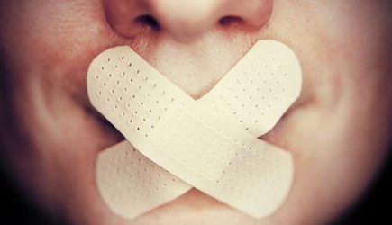 Позор великого масштаба: Профессор не стал молчать, когда его статью о предателях в вузах удалили