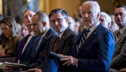 «Идеальный шторм»: Белый дом отдал приказ бить по русским. Расплата была ожидаемой