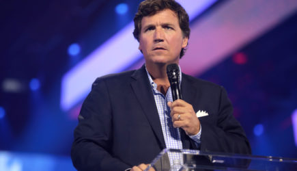 Карлсон улетел из России