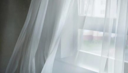 200 граммов &mdash; и пожелтевший тюль сверкает, как в день покупки: руки отдыхают