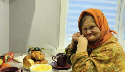 Сергей Лазарев арендовал квартиру диско-бабушке из Сыктывкара