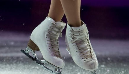 Российская фигуристка станцевала эротический танец