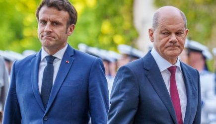 &laquo;Спалили контору&raquo;: Макрон и&nbsp;Шольц занервничали от&nbsp;планов Остина пустить их&nbsp;на&nbsp;убой