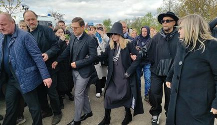 Пугачёва &amp;#171;вернулась&amp;#187; в пугающем виде. Остальные обещали подтянуться