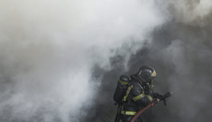 Беспилотник ВСУ ударил по нефтебазе под Белгородом: что известно к этому часу