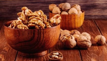 Сварили грецкие орехи и ахнули &mdash; такого результата никто не ждет