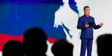 Медведев очертил границы России, которые шире географических