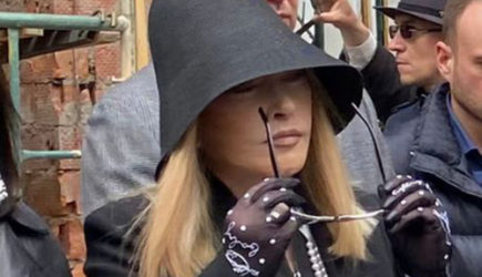 &laquo;Алла потеряла влияние&raquo;: выяснилось, почему звезды проигнорировали Пугачеву в конфликте с Михайловым