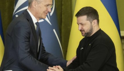 Захарова &mdash;&nbsp;о&nbsp;словах Макрона: союзники Киева начали делить Украину