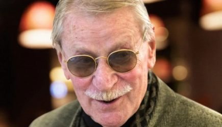 &laquo;Очередная молодая жена&raquo;: 93-летний Краско впечатлил юную сиделку