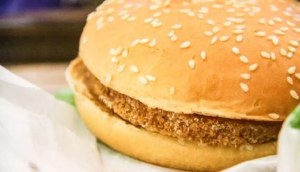 Не ешьте это – оно отнимает силы и энергию! Названы 4 худших продукта