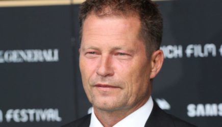 Отрезать ногу: известный актер пострадал из-за заражения крови