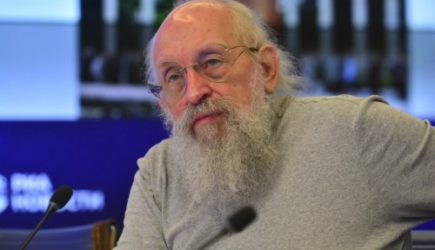 Вассерман: «Возможность пересдачи ЕГЭ снимет нервное напряжение с учеников»