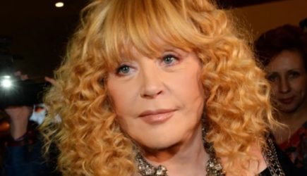 Борозды и морщины: в Сети появилось новое фото Пугачевой вблизи