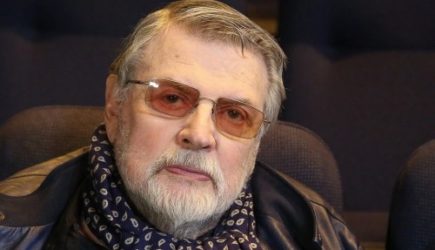 Вдова Караченцова назвала странной ситуацию с похоронами Ширвиндта