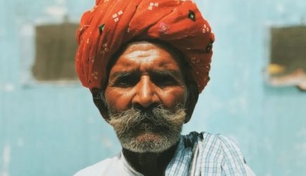 Женщины так не делают: почему мужчины в Индии носят по двое трусов сразу