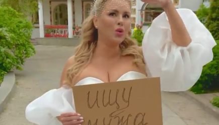 5 российских звезд зрелого возраста, которых так и не взяли в жены