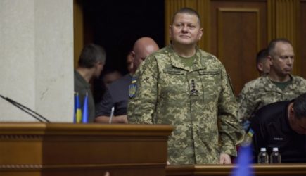 Источник в Киеве назвал причину ареста Залужного