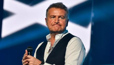 Агутину пришлось покинуть Россию после инцидента с Пугачевой