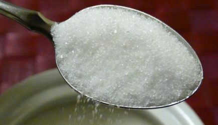 Россия ввела запрет на экспорт сахара до 31 августа