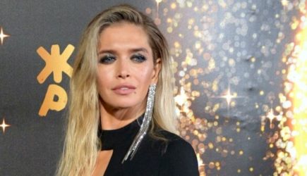 Вера Брежнева снялась топлес