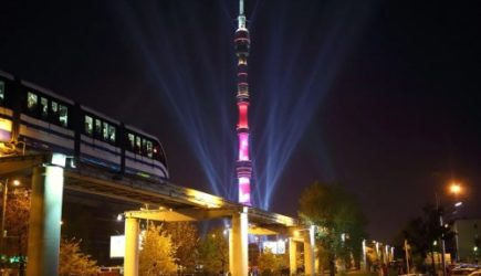 Деликатесы даже по современным меркам: чем кормили советских туристов в ресторане Останкинской телебашни