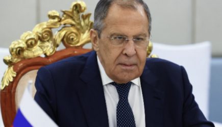 &laquo;Расслабьтесь, если получится&raquo;: Лавров дал совет Макрону